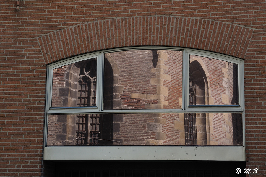 Reflet cathedrale St Etienne